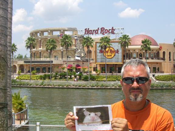 DIY Extreme HamsterTrackin' in Sea World, Orlando, Florida - USA by Miguel!
